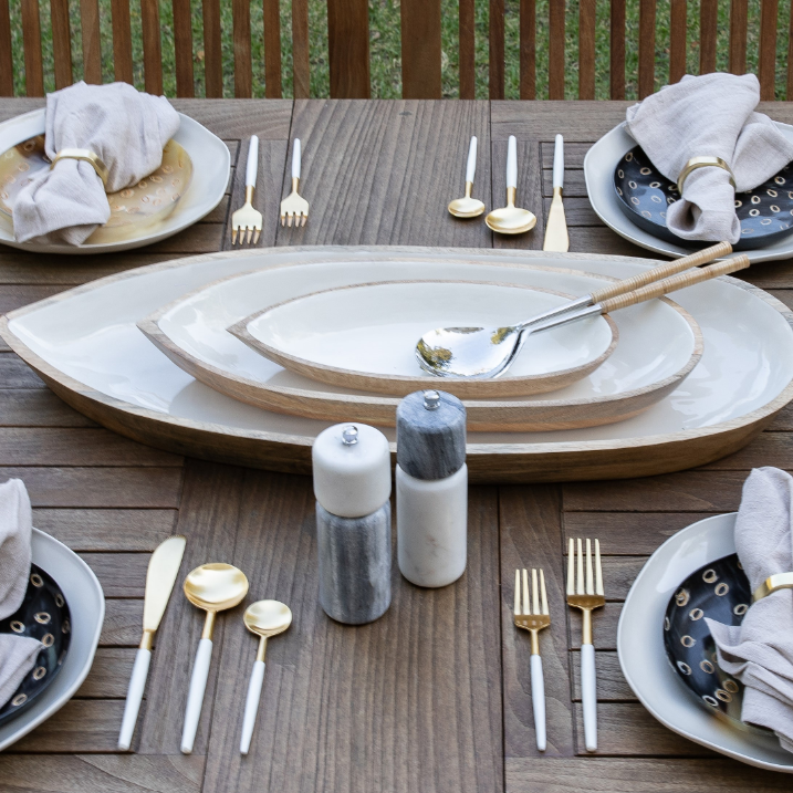 Madras Oval Dish - Drifts East